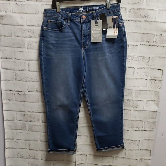 Lee rider capris  - Picture 1 of 4